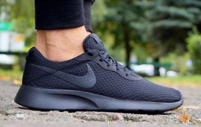 nike tanjun herren blau