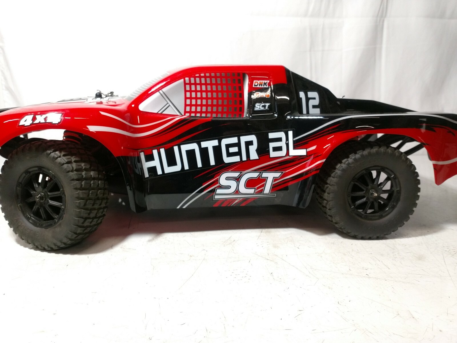 dhk hunter brushless