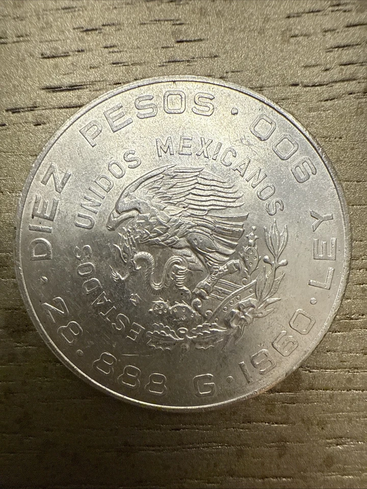 1960 México Sin Circular 10 Pesos 90% Plata México Independencia Aniversario Foto 2 de 2