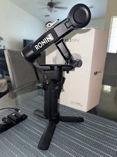 DJI RS 3 Mini 3-Axis Gimbal Stabilizer