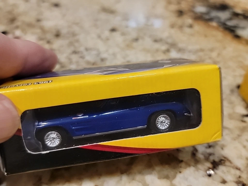 American Muscle 1960 年代,1970 年代 Ertl Collectibles 压铸 1/64 比例批量 6 件全新 — 第 4/4 张图片