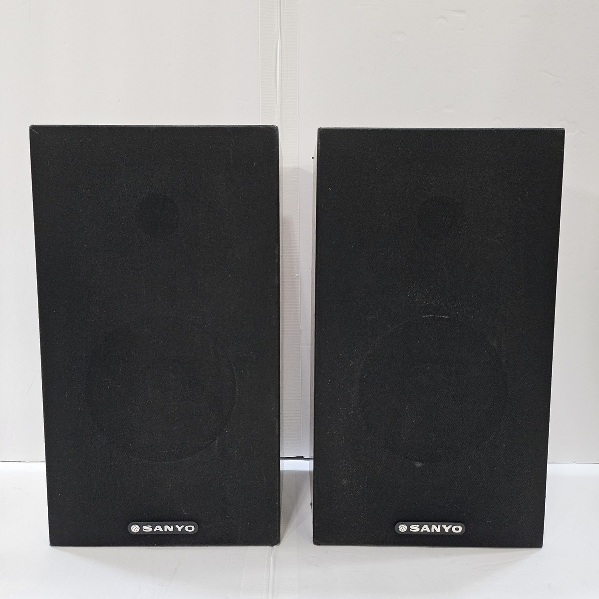 Pair of Vintage SANYO ST-80 8 Ohm Impedance Speakers Tested