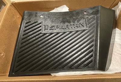 OEM 2017 Spartan RT, SRT, HD, Pro, XD, and XDe zero-turn Rubber discharge chute