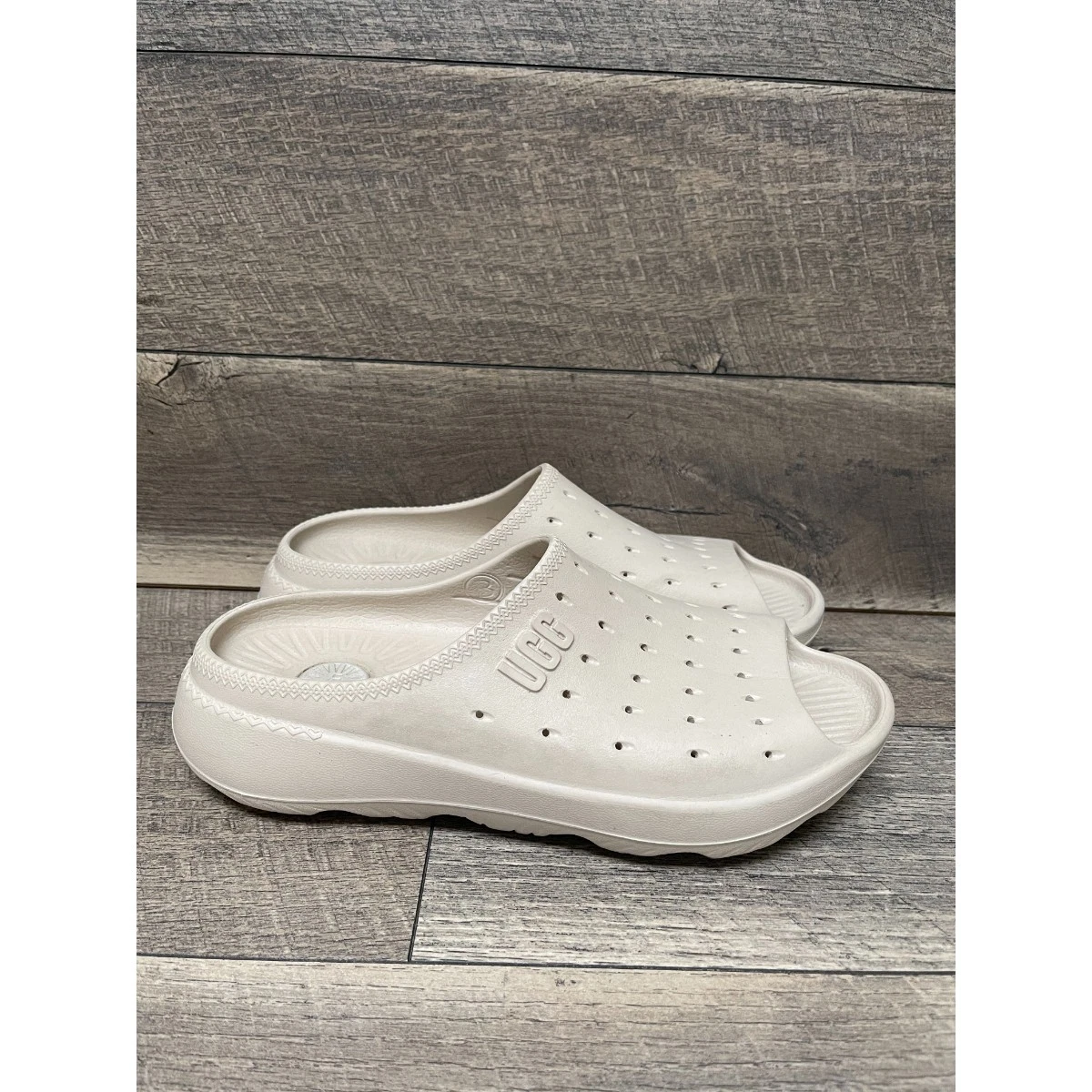 UGG Slide It Mens US 12 Sandals Beige Comfort Open Toe Perforated Casual Slip On