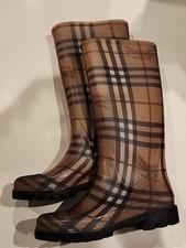 BURBERRY HAYMARkET NOVACHECK PLAID RAIN BOOT. WOMEN EU SIZE 35, UK 3, US 4-4.5