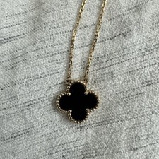 Van Cleef  Arpels Vintage Alhambra Necklace Pendant 18k Yellow Gold Onyx VCA