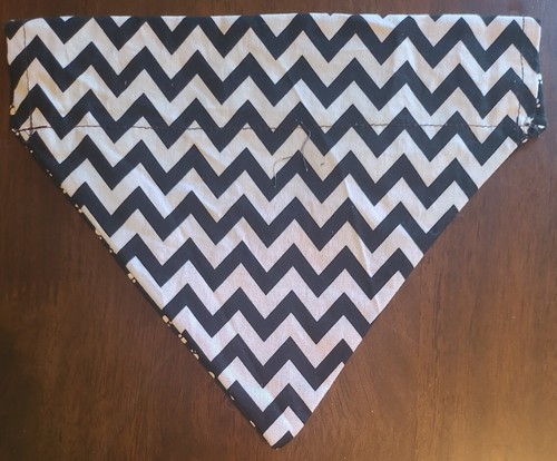 2 Sided Over Collar Slide On Pet Bandana/Scarf - Size L - Paws/Zigzags - Picture 2 of 2