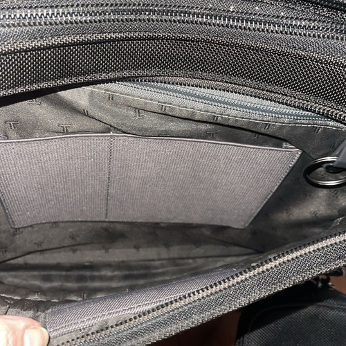 Tumi Alpha Black Ballistic Nylon 16" Backpack with Laptop Sleeve - 第 3/13 張圖片