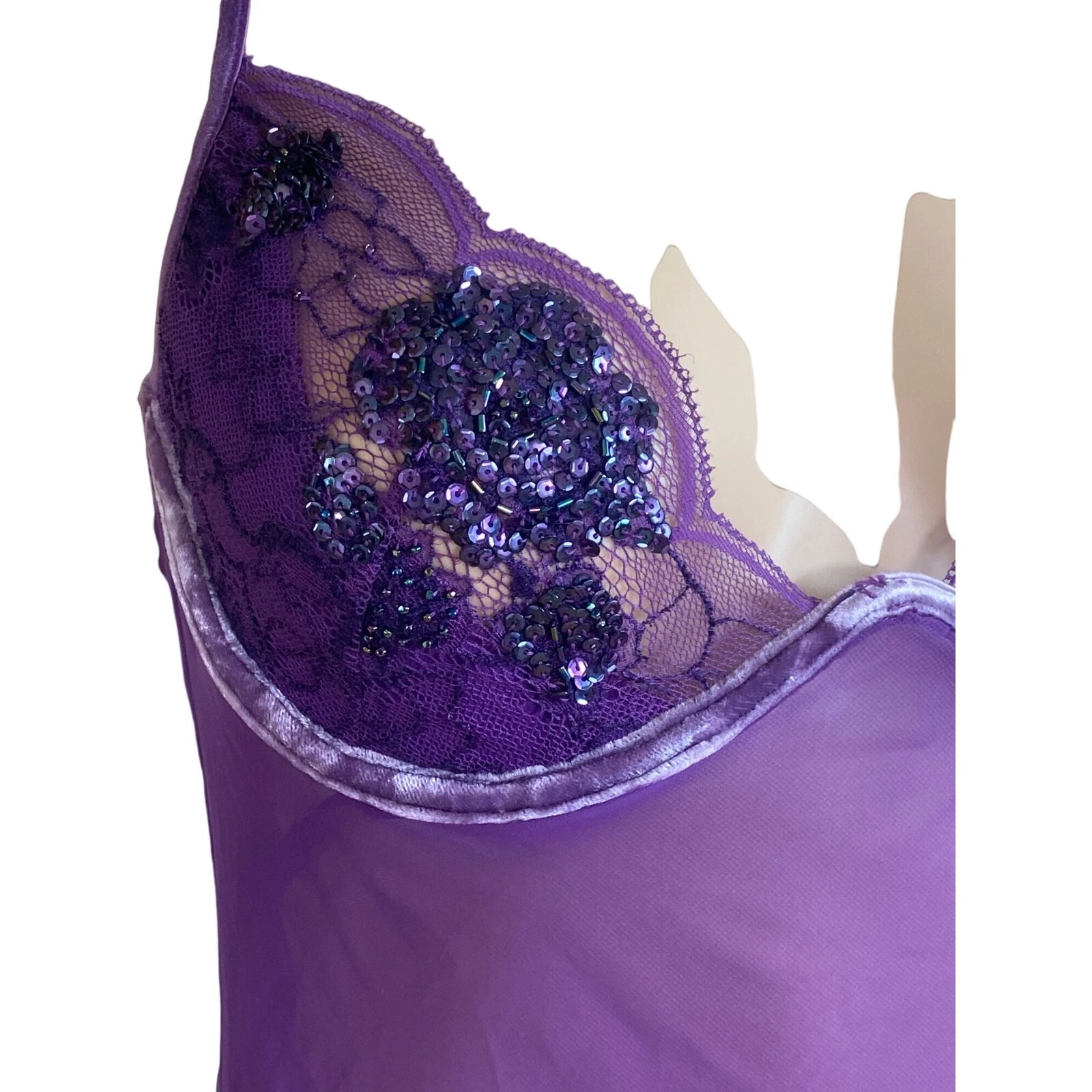 UNDERCOVER Abito posteriore Victoria's Secret molto sexy lingerie viola trasparente gioiello a T 36C