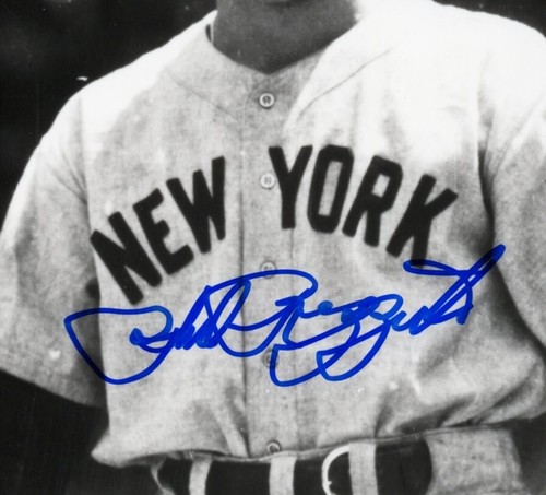 Phil Rizzuto signed 8x10 B/W MLB licensed photo PSA COA HOF NY Yankees Holy Cow - Picture 2 of 4