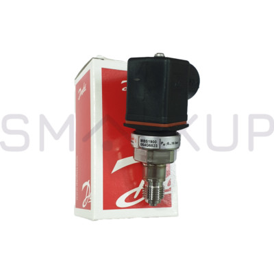 New In Box DANFOSS MBS1900 064G6522 Pressure Sensor