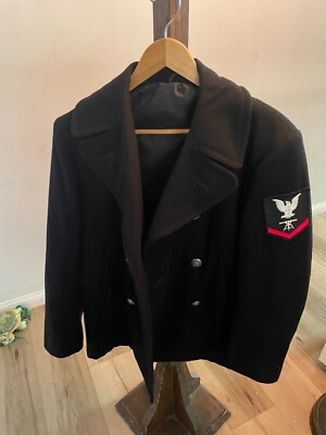 Vintage Post WWII US NAVY Pea Coat Mens Size 36S 100% Wool