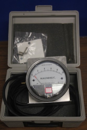 Manometro Dwyer Magnehelic 2010C - Foto 1 di 6