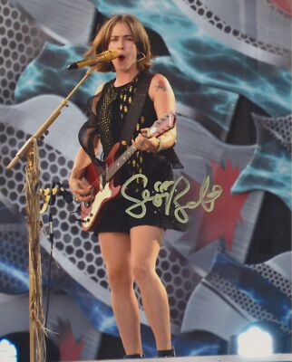 SERENA RYDER SIGNED 8X10 PHOTO 7
