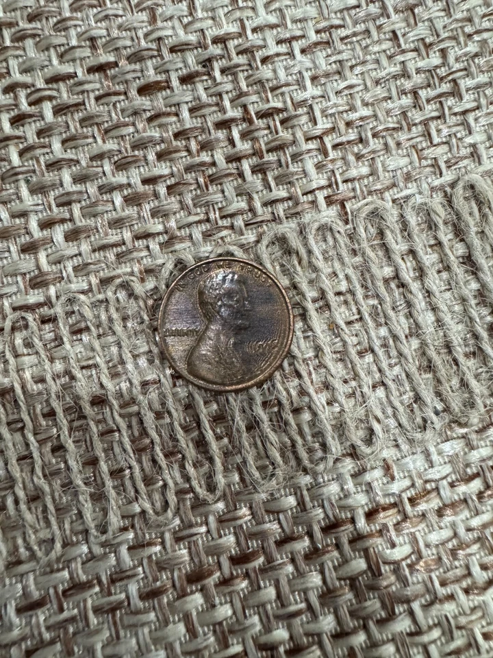 Moneda 3D ISH 1975 Penny Error Foto 2 de 4