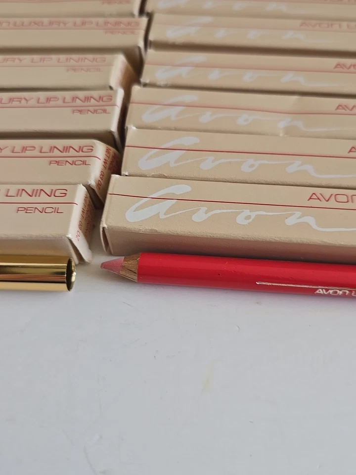 VTG Avon Lipliners Makeup Lot Of 18 Luxury Lip Lining .03 Oz - Image 4 of 4
