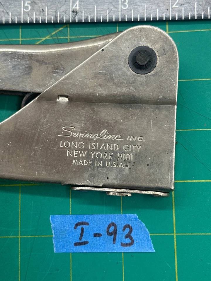 Vintage 9.25 Swingline Riveter Model No. CT-2 Long Island City, NY, Made In USA - Image 3 of 4
