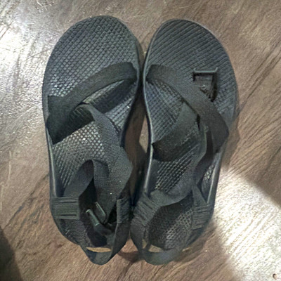 Chaco Women's Black Strappy Adjustable Strap Sandals Casual Travel Outdoor