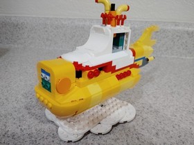 LEGO The Beatles Yellow Submarine 21306 Incomplete Read Missing Pieces 