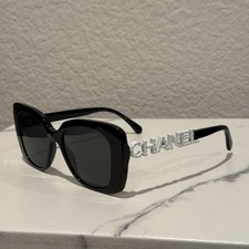 Chanel Black Acetate  Strass Square Frame Logo Sunglasses CH5422B With Case