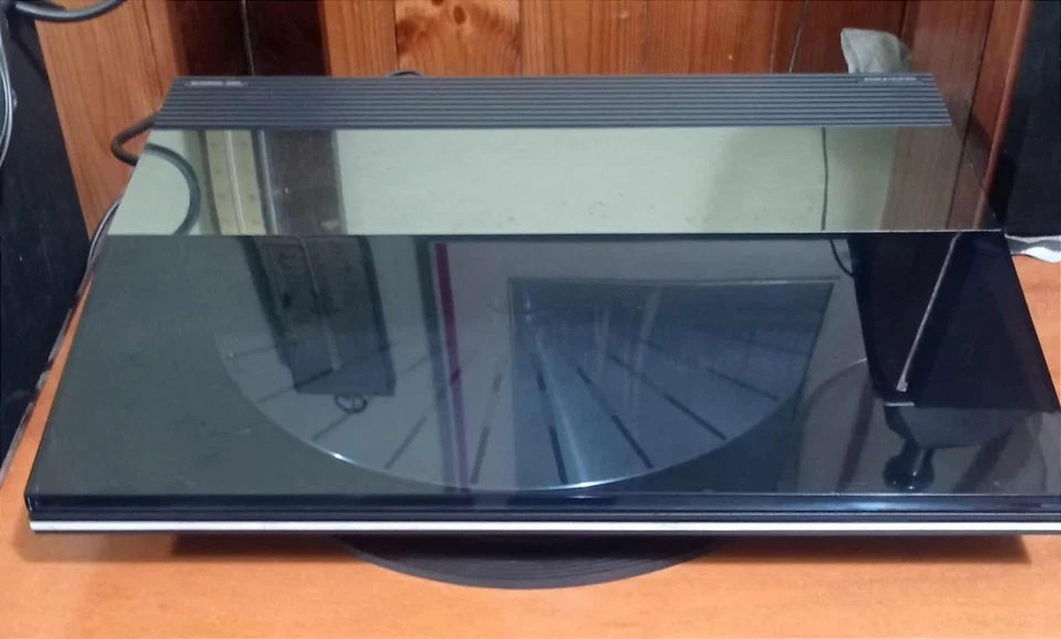 Bang & Olufsen Beogram 9500 Turntable - Bild 2 von 4