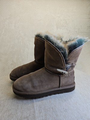UGG Brown Keely Boots Toggle Dark Wool Lining Sz 8 Clean Cute Comfy  Pre-owned