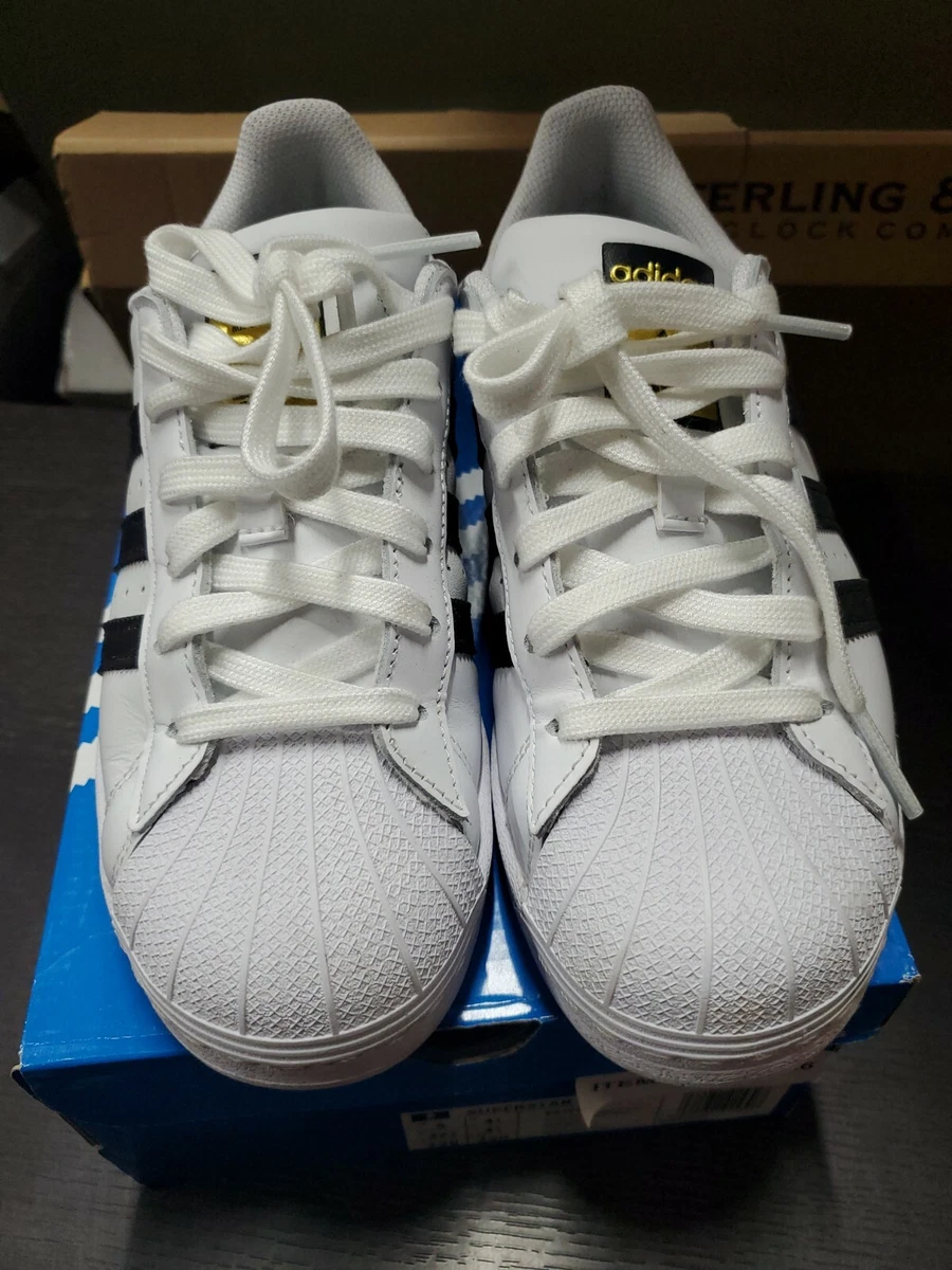 Adidas superstar top 6 1/2