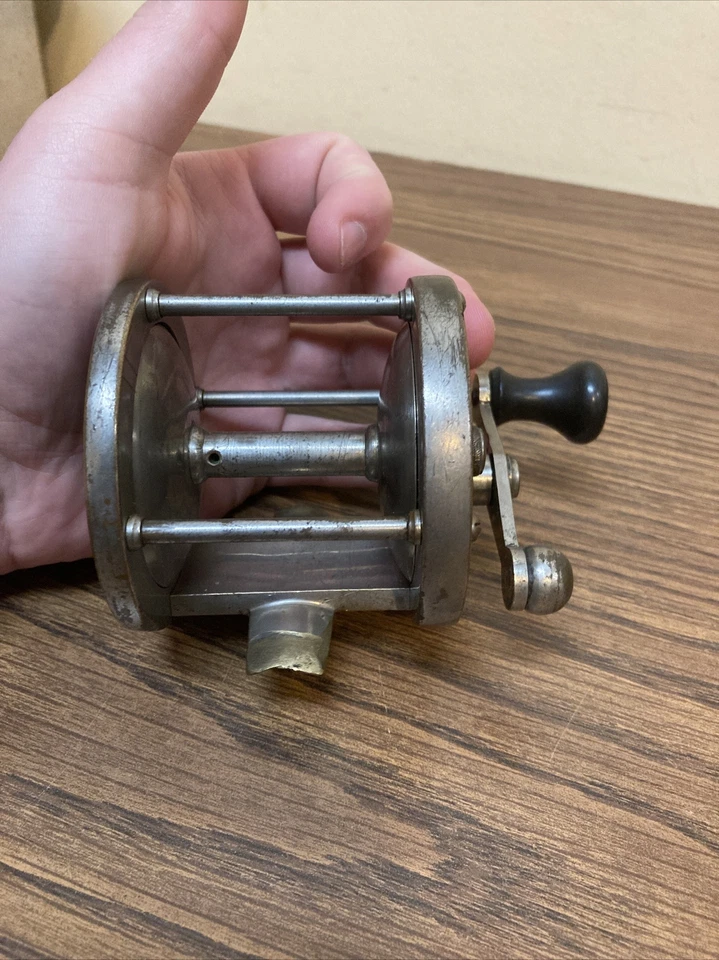 Carrete de pesca vintage Pacific Surfcasting #150 Foto 3 de 4