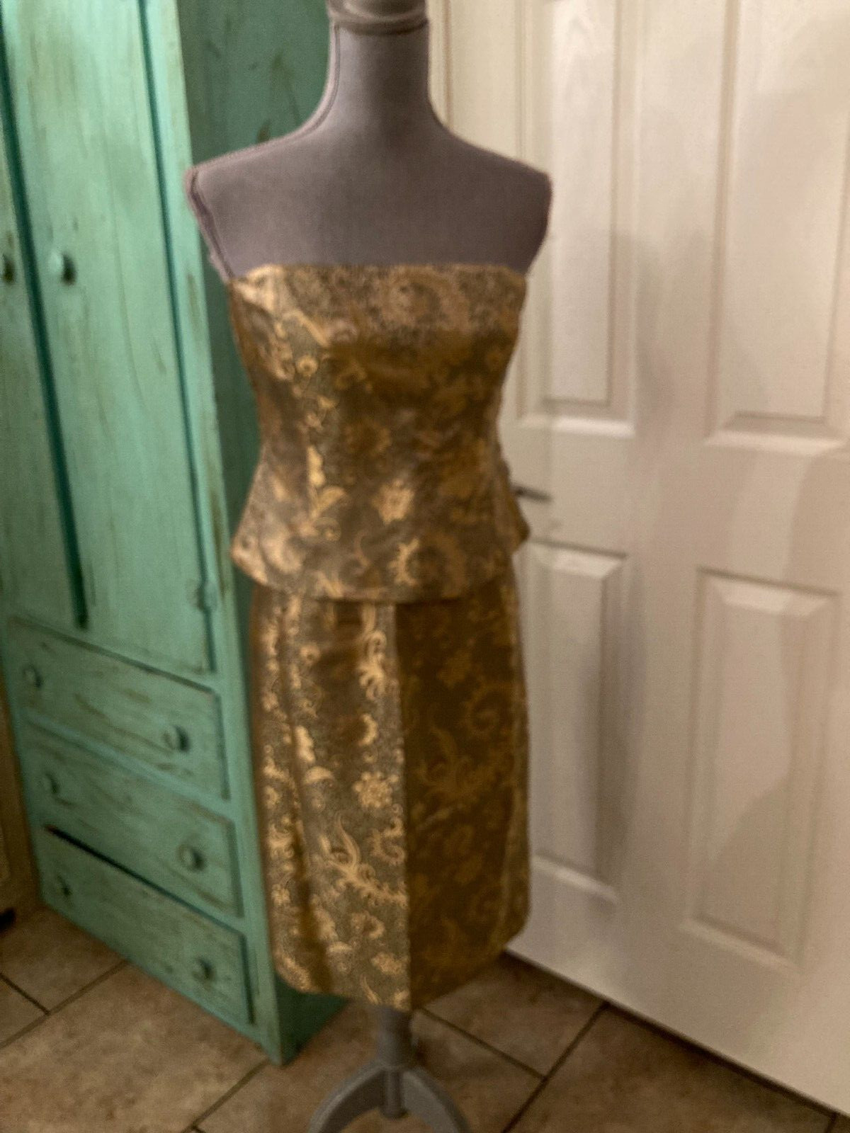 ETCETERA, STRAPLESS, FULLY LINED TOP WITH MATCHIN… - image 6