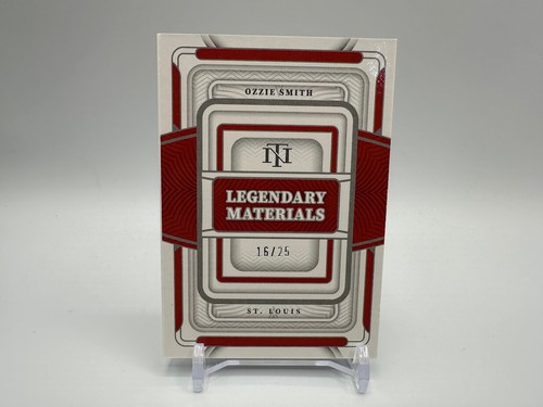 2023 National Treasures Ozzie Smith Legendary Materials 16/25 Quad Relic/Bat - Picture 2 of 3