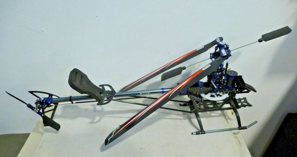 REELY- T-Rex 450 Pro 3D Series RC-Helicopter Bausatz mit 2 Hauben - Bild 3 von 4