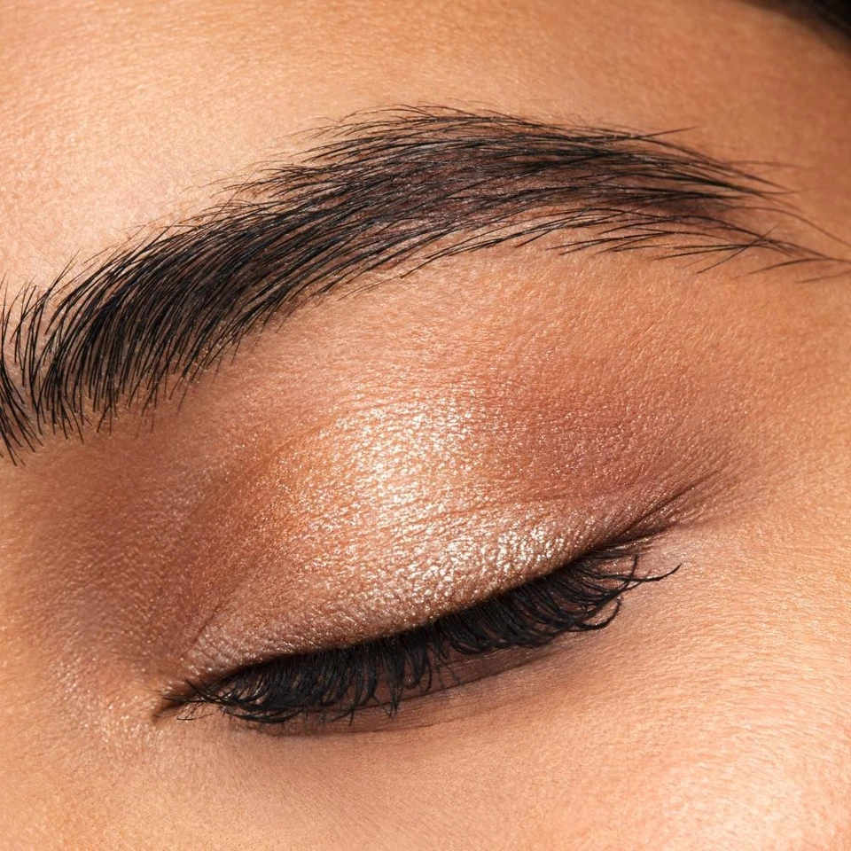 e.l.f. Cosmetics Fine as Fleck Glitter Eyeshadow - Pop Off Pink (1.8g) - Image 3 of 4