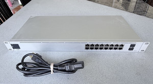 Ubiquiti UniFi USW-16-POE Rack Mount 16-Port Gigabit PoE Managed Ethernet Switch