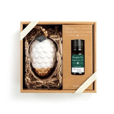 Douglas Fir CERAMIC DIFFUSER CHRISTMAS ORNAMENT 10ml Fragrance Oil PINECONE