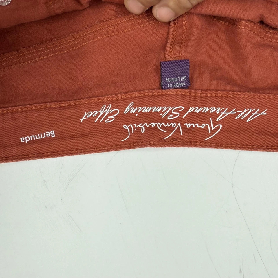 Bermudas Gloria Vanderbilt para mujer 12 rojas efecto adelgazante informales dobladillo enrollado Foto 4 de 4