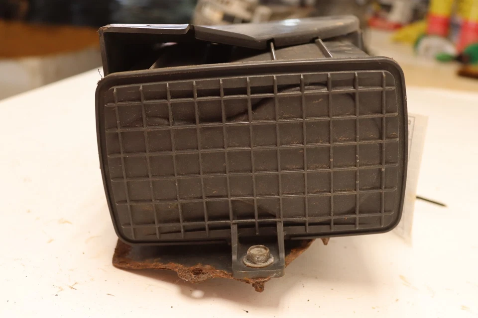 2009-2020 NISSAN 370Z FUEL EMISSION EVAPORATOR CHARCOAL VAPOR CANISTER OEM - Image 4 of 4