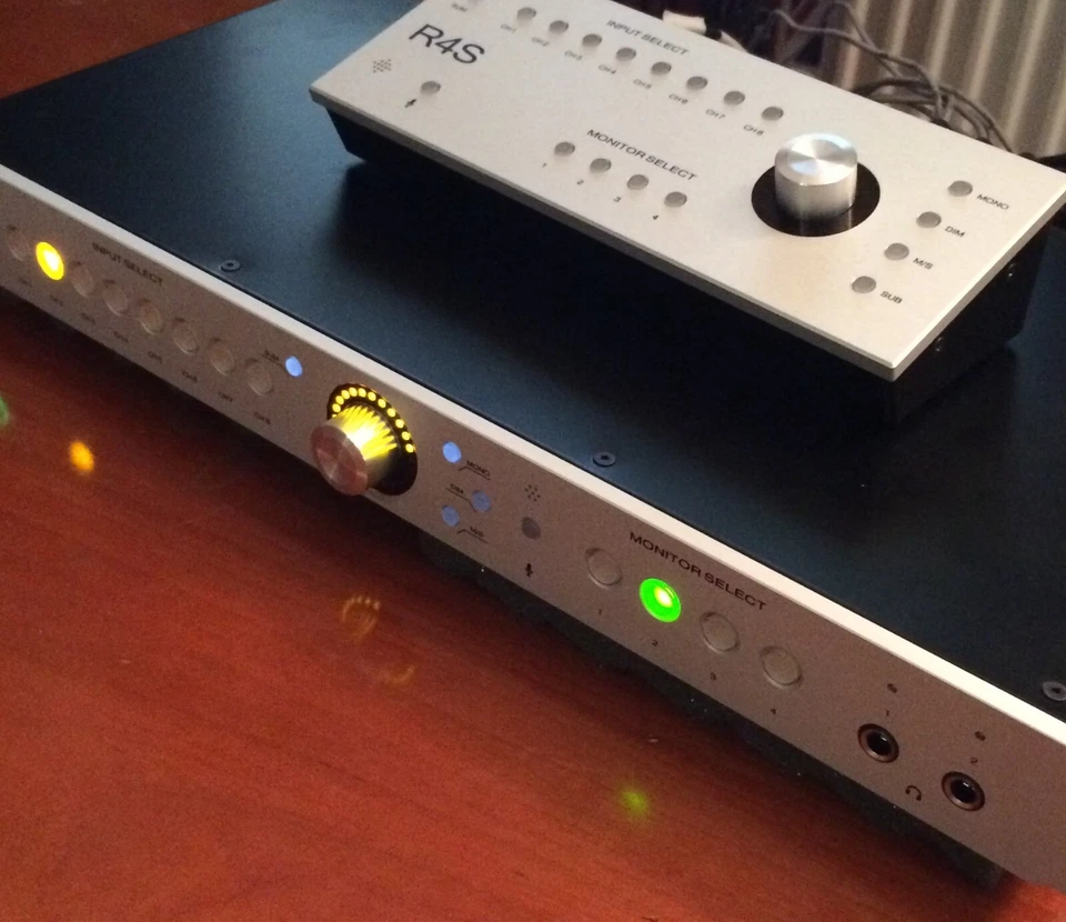 Antelope Satori Monitoring System, Summing Mixer + R4S Remote - Great Condition! - Image 3 of 3