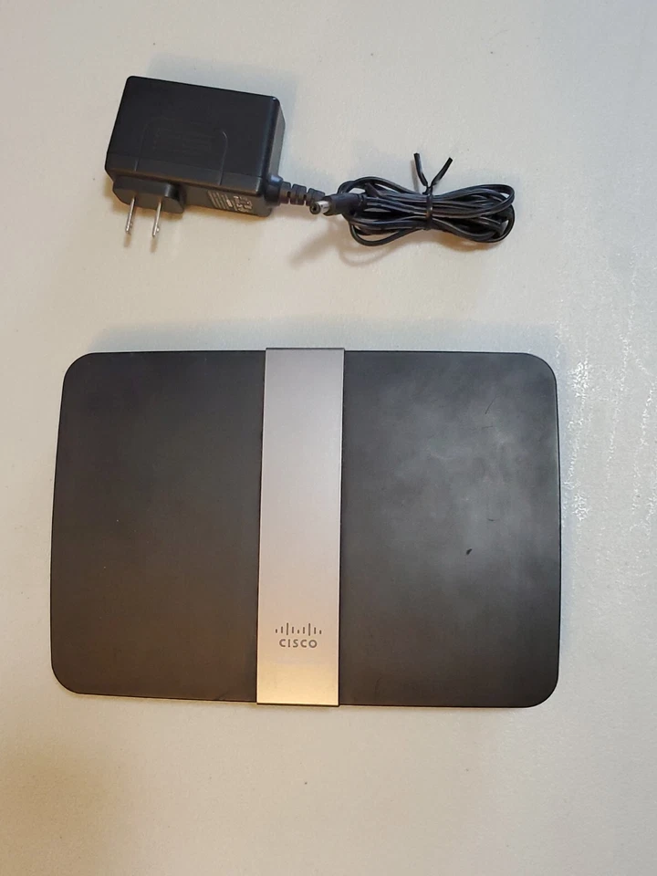 LINKSYS Cisco EA4500 Wi-Fi Home Base Dual-Band N900 Router Gigabit USB Port New - Image 3 of 3