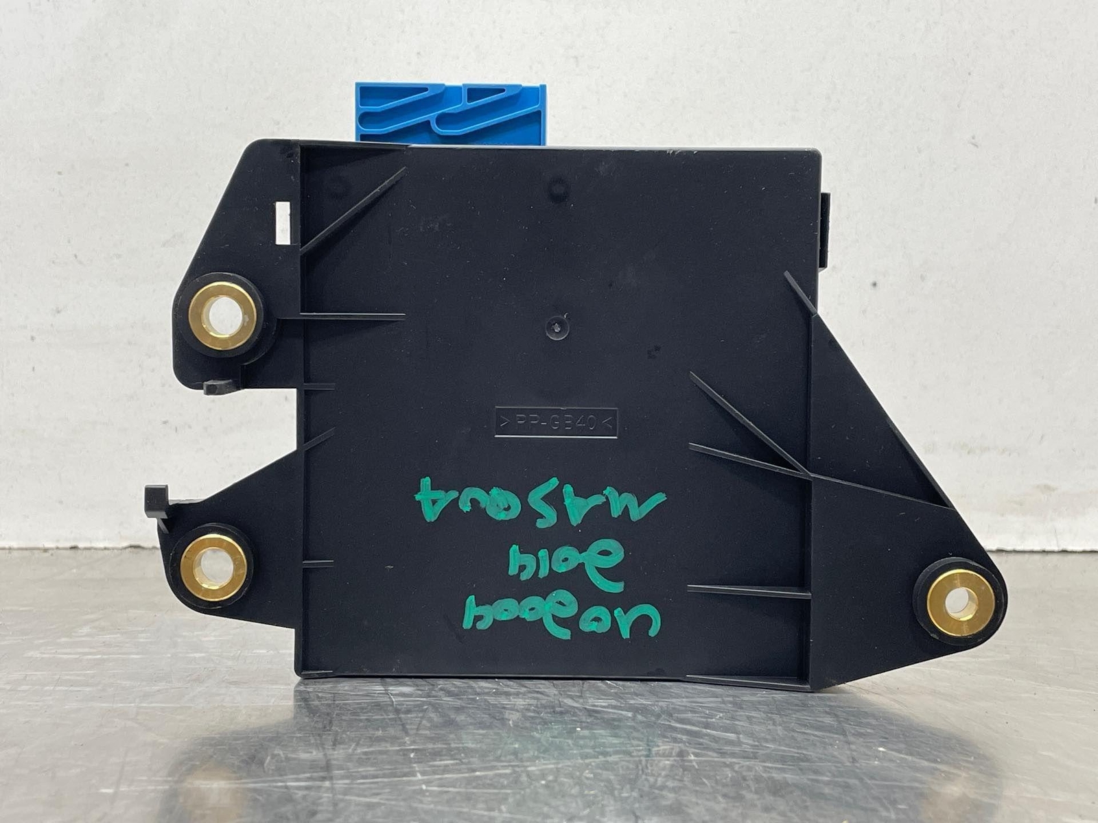 2014 Maserati Quattroporte S84 Suspension Computer Control Module ID 670008403