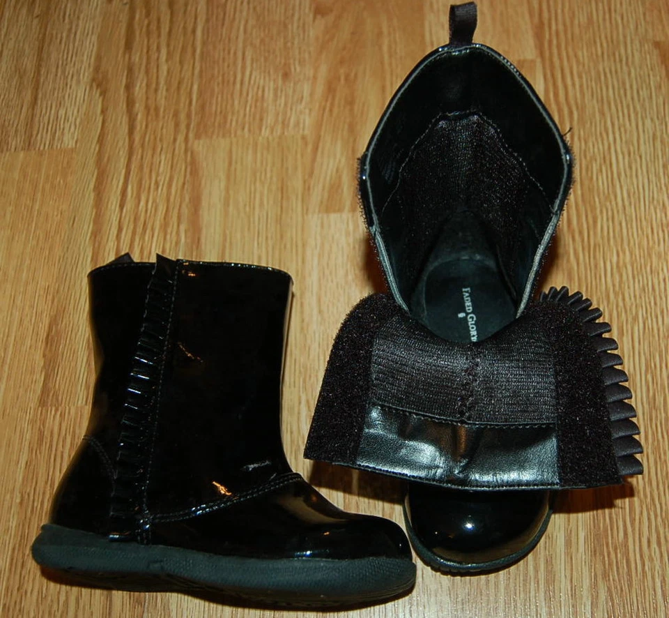 NIÑAS PEQUEÑAS Botas Negras BRILLANTES Charol VOLANTES Elegantes Talla 2 Foto 3 de 4