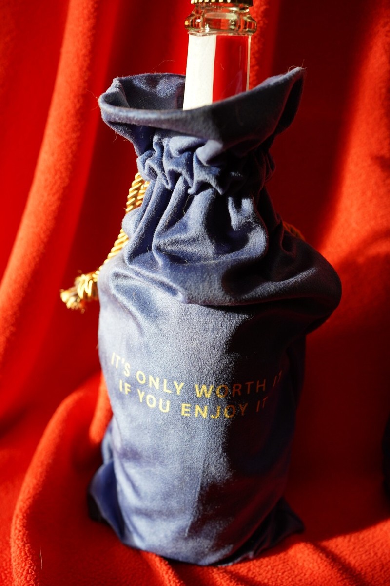 Michelob Ultra × Tinker Hatfield 2022 NBA Champion Bottle RARE