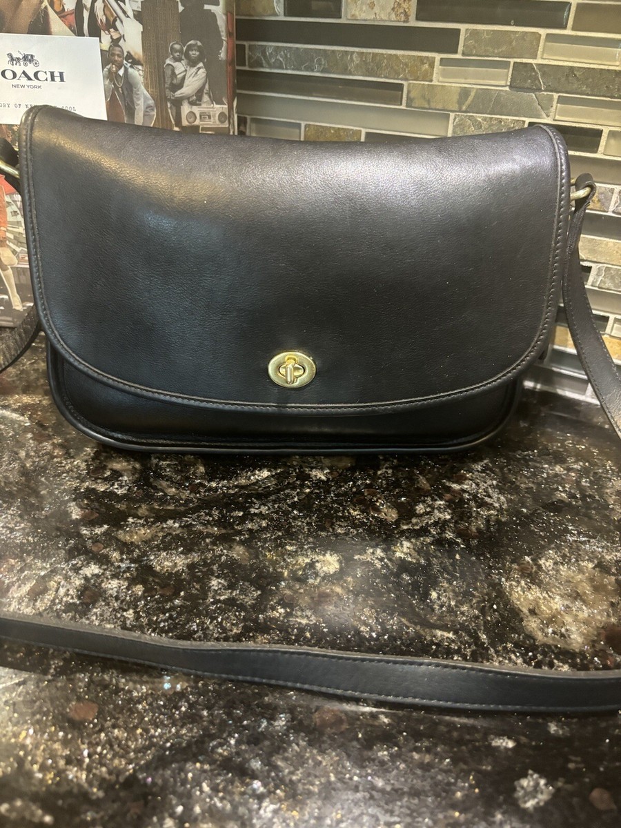 COACH Vintage City Bag Crossbody Black Leather Handbag 9790 COACH Vintage City Bag Crossbody Black Leather Handbag 9790