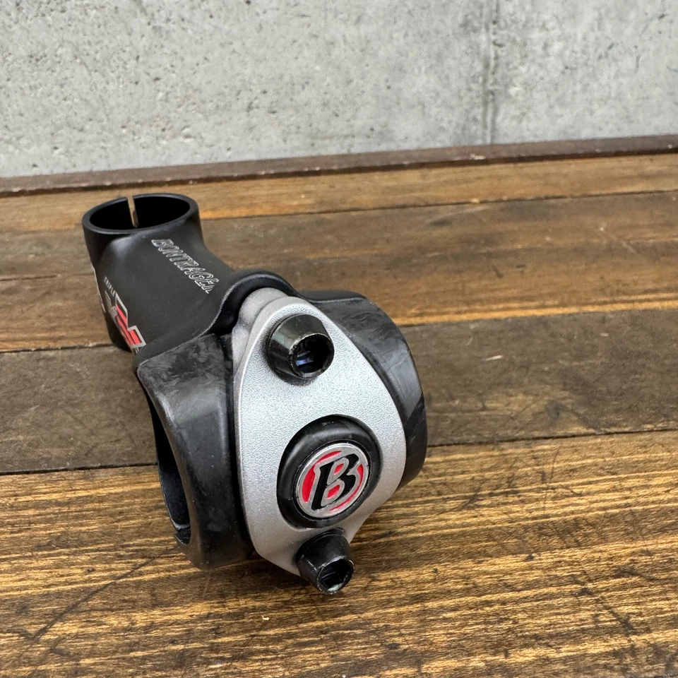 Vástago Bontrager XXX Lite vintage 100 mm 1 1/8 pulgadas sin rosca 31,8 mm triple Foto 3 de 4