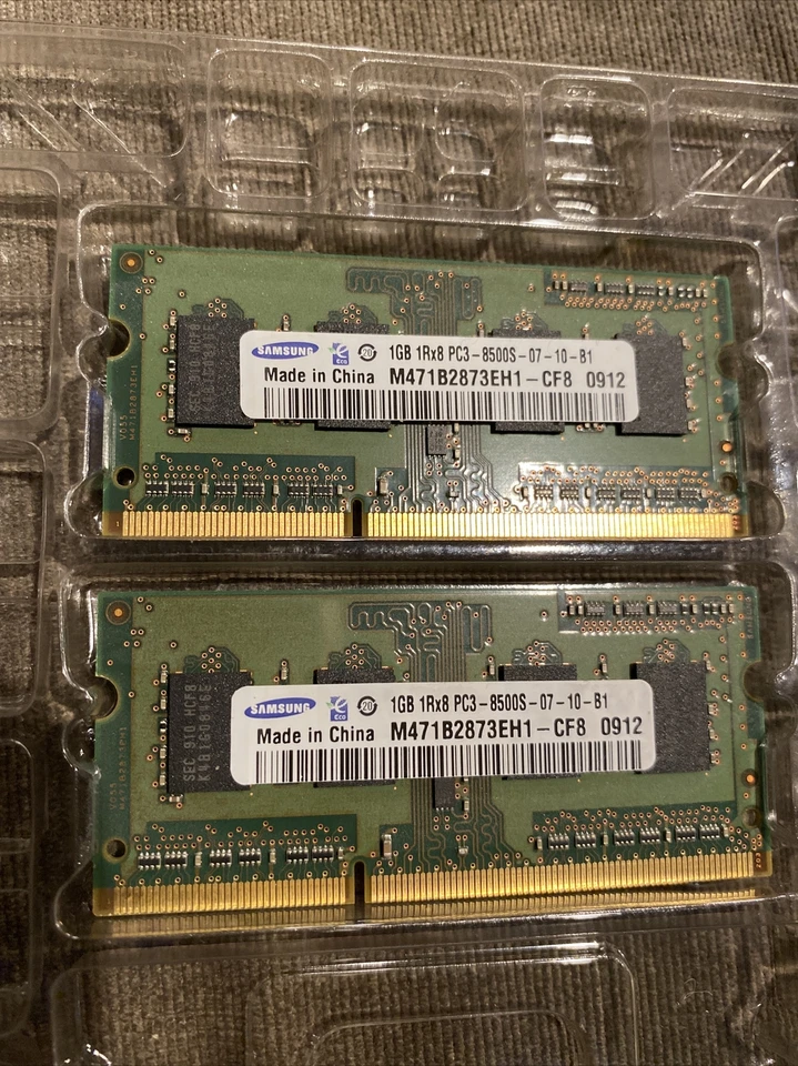 2 Samsung 1GB 1Rx8 PC3-8500S-07-10-B1 Laptop RAM Memory M471B2873EH1-CF8 - Image 2 of 4