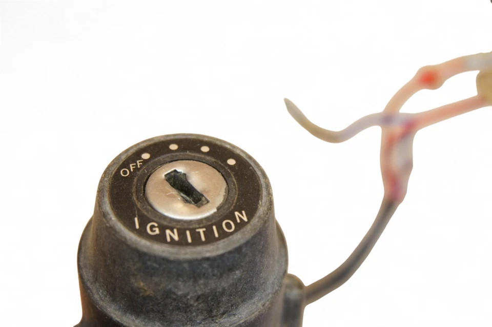 Yamaha RD200 RD 200 1973 interruptor de encendido *2720B Foto 2 de 4