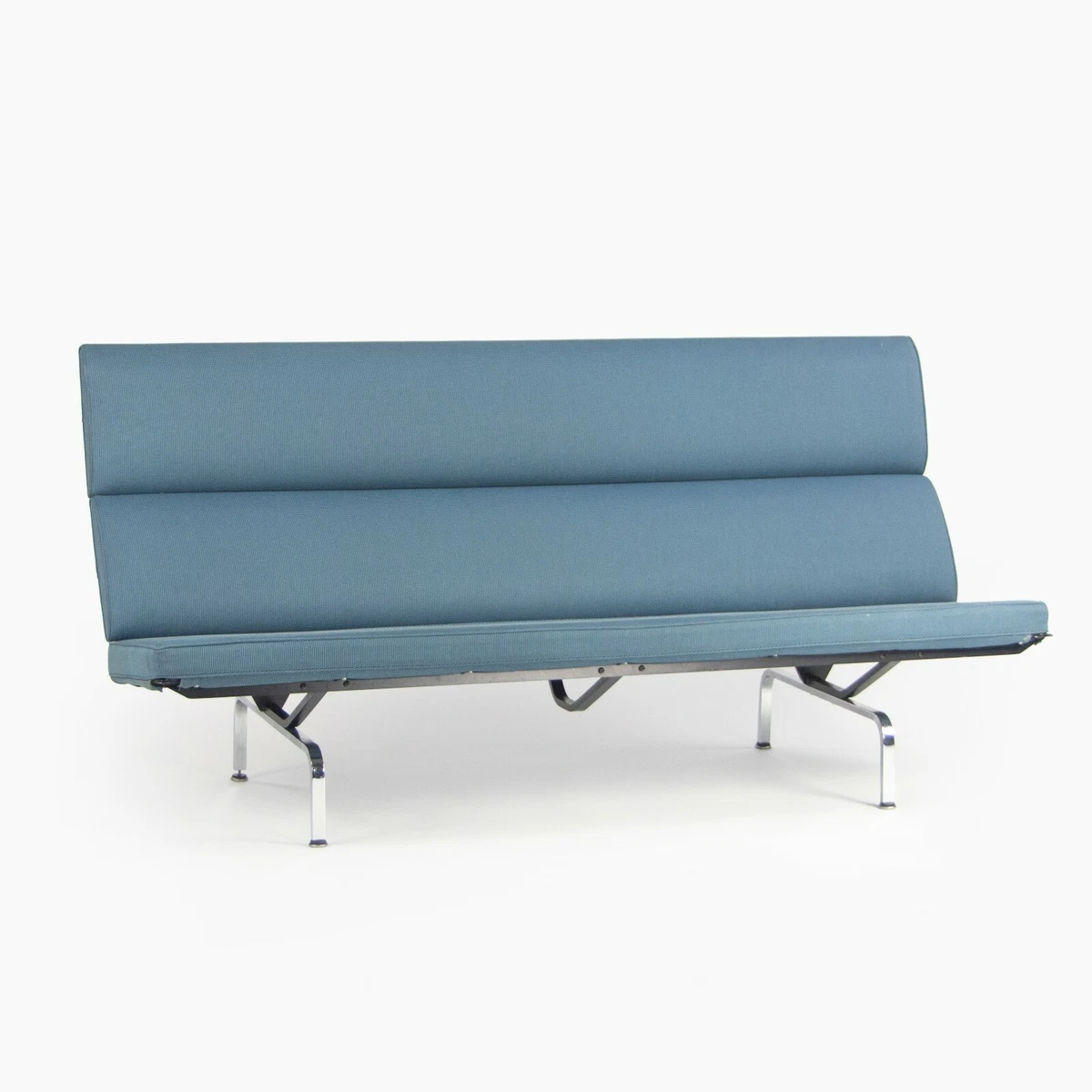 Herman miller eames sofa clearance