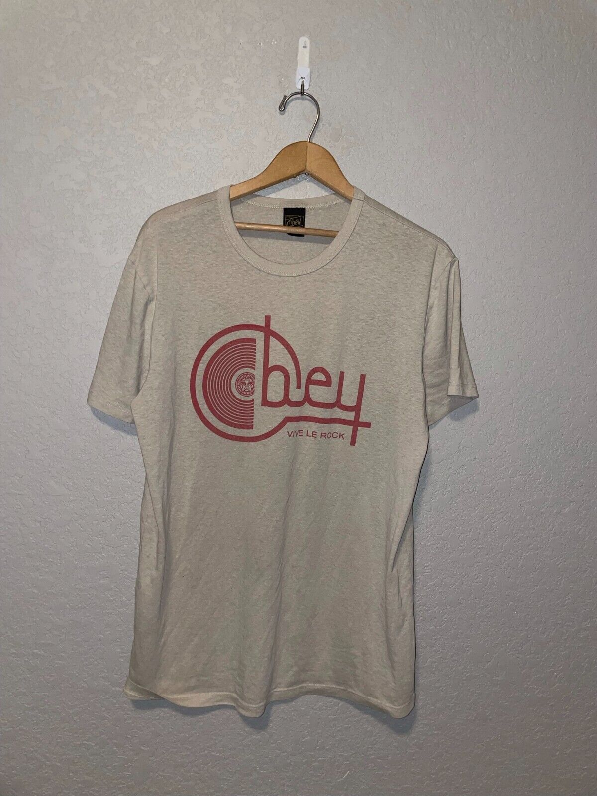 Ongeëvenaard Recreatie organiseren Obey Vive Le Rock Music 50% Polyester 25% Cotton 25% Rayon Brown Shirt L  Large | eBay