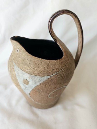 Charming funky Scandinavian studio pottery bird form jug - Picture 2 of 16