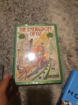 The Emerald City of Oz by L Frank Baum, Illustrated, Hardcover Book, 1993 Vtg