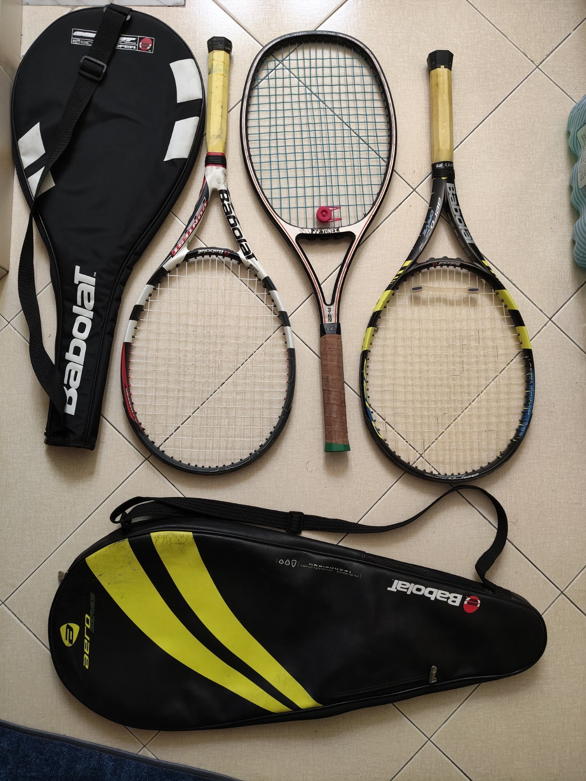 Babolat AeroPro Drive 2004 + Contact Lite + Yonex R22
